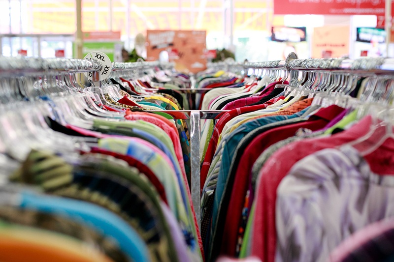 Jualan Barang Preloved - ide bisnis untuk mahasiswa