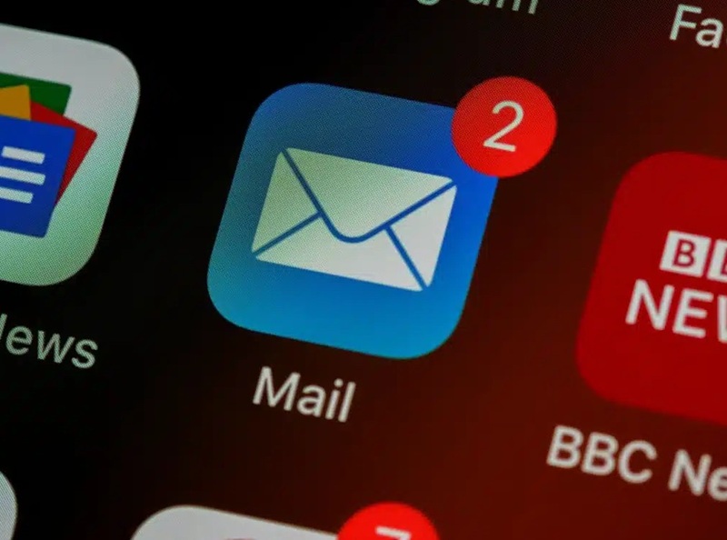 email backup