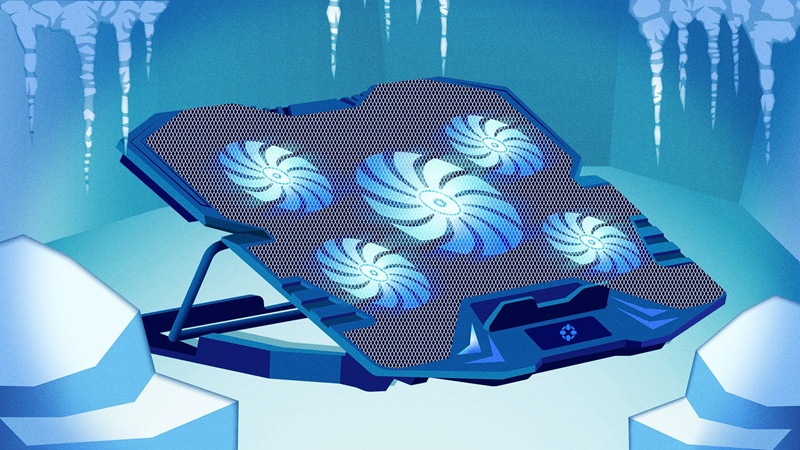 Gunakan Cooling Pad atau Laptop Stand